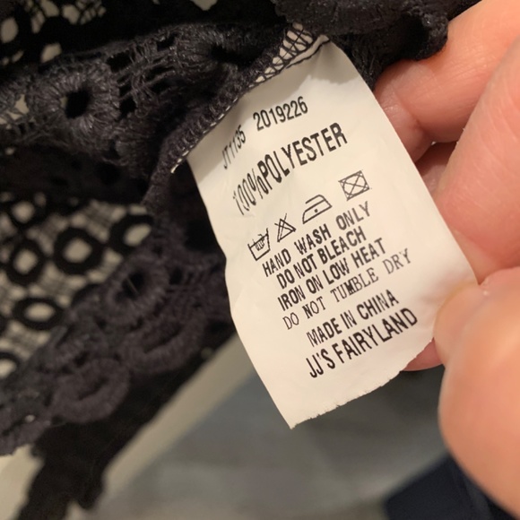 Blouse used once and in fantastic condition - Picture 3 of 6